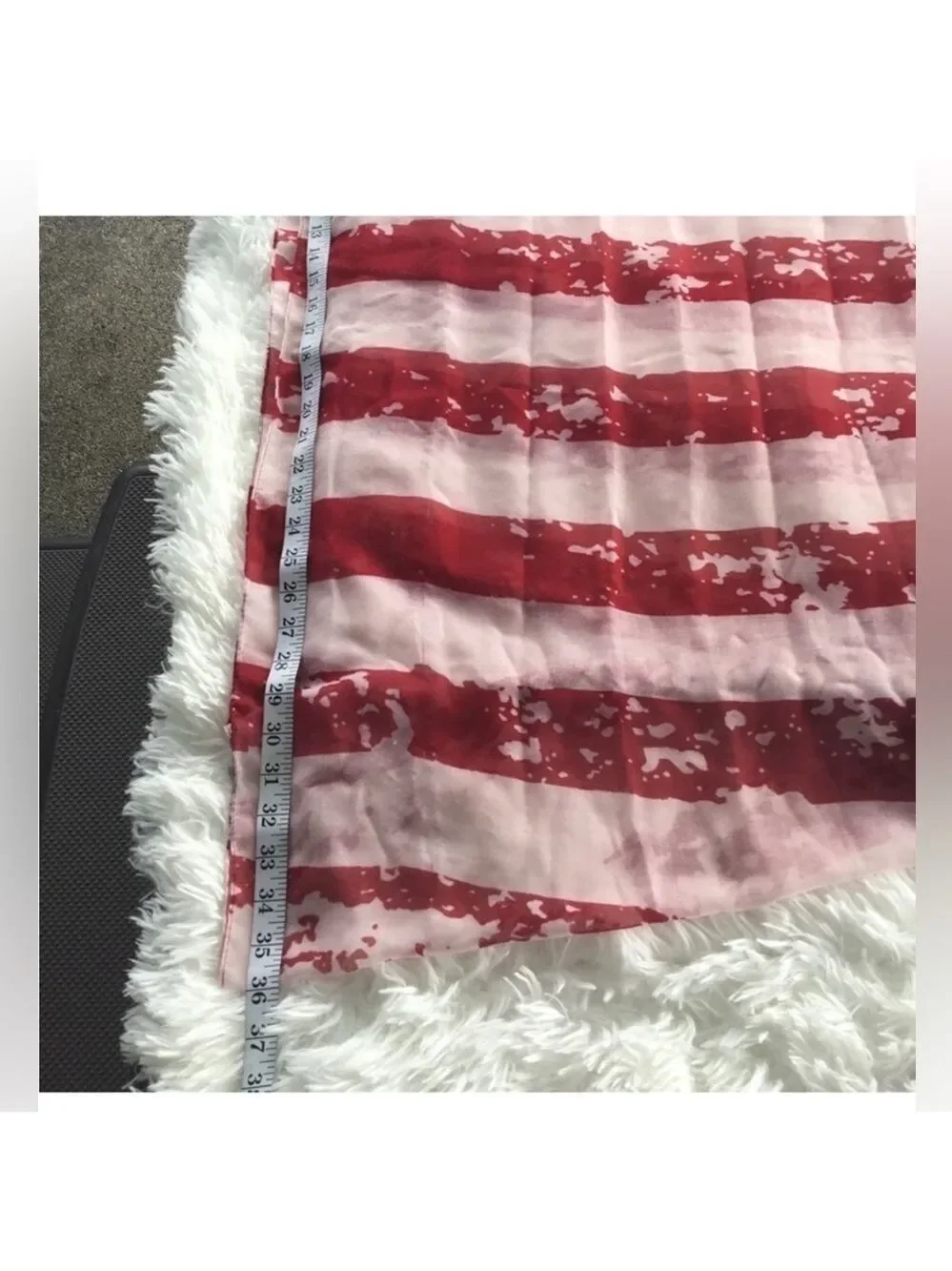 Falls Creek Woman’s Scarf OSFM can be worn multiple ways